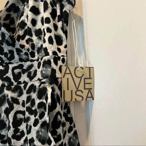 NWT Active USA Size Small Black and White Leopard Romper Spaghetti straps - Picture 3 of 11